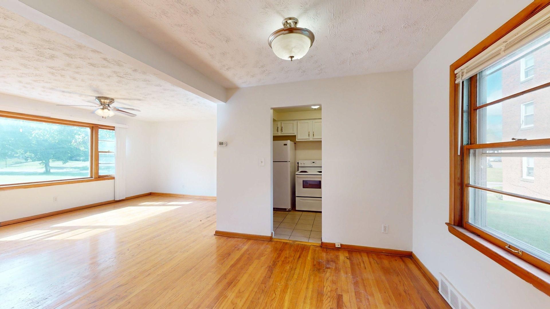 3239 Silsby Rd unit 4 – photo 4