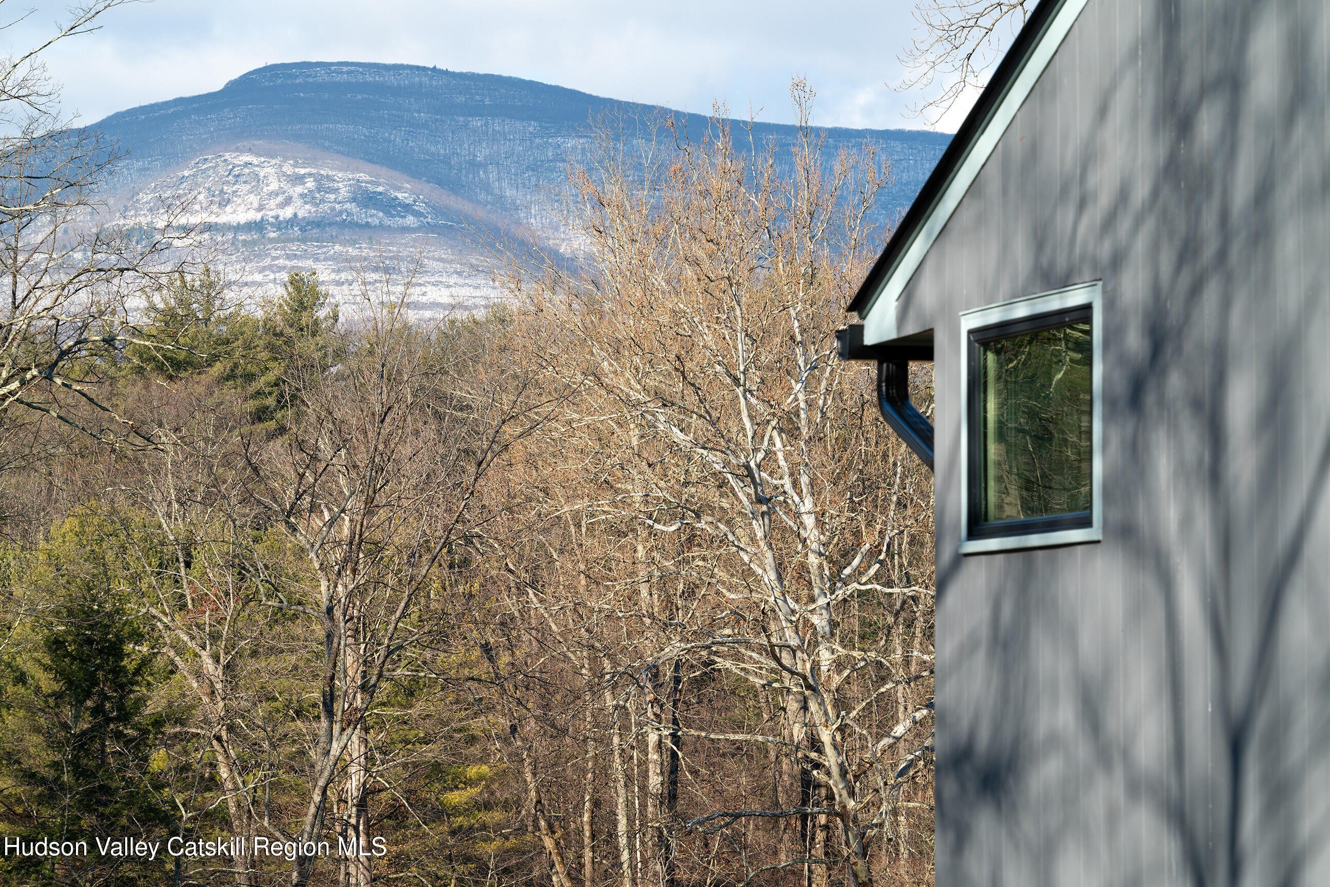 324 Fish Creek Rd – photo 2