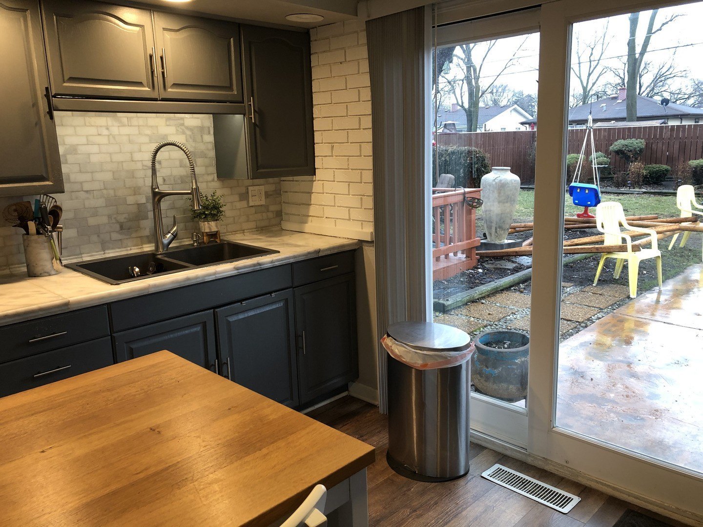 17122 Roy St – photo 5