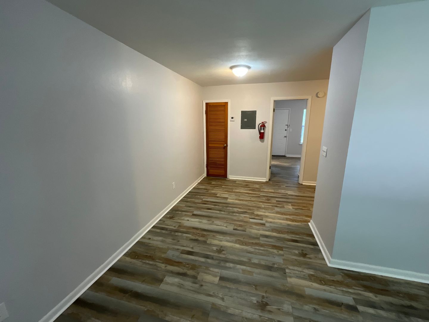 1311 Plum Cir – photo 4