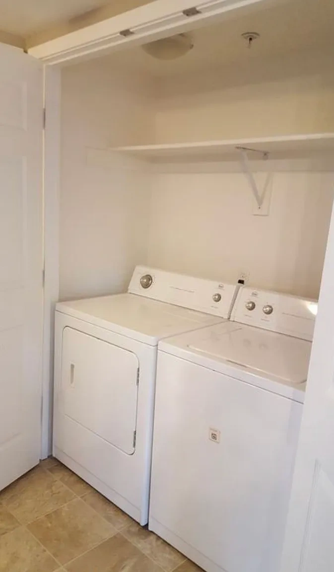 TUPPER HILL APARTMENTS – photo 4
