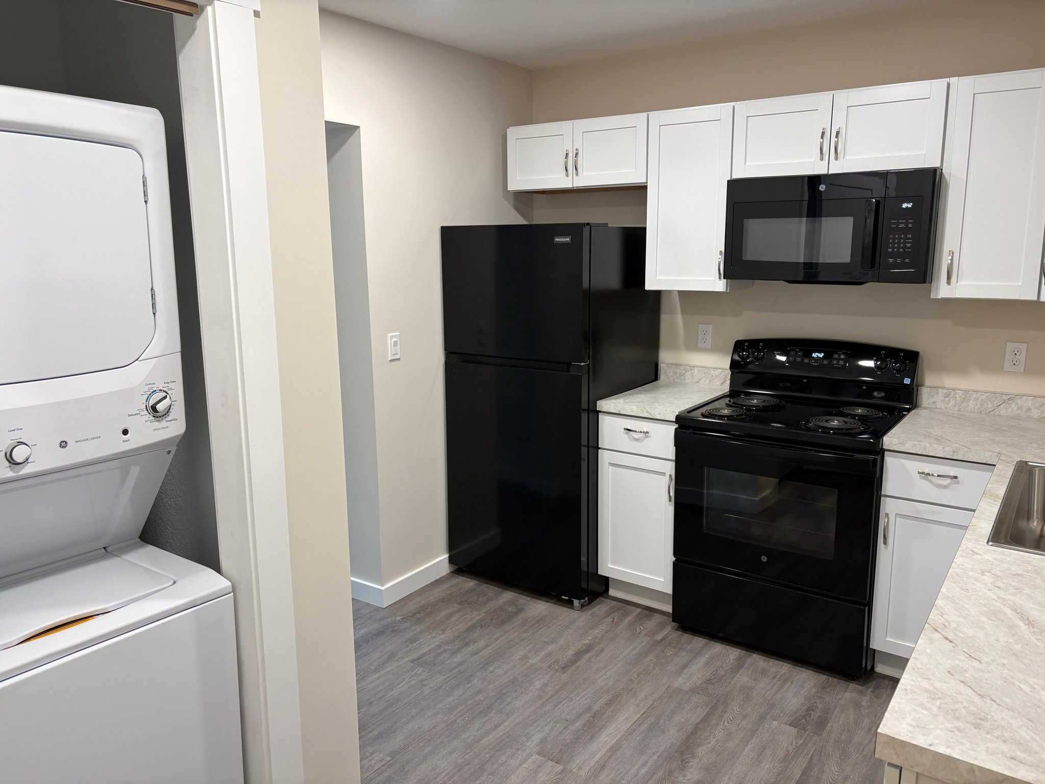 205 S Vance St unit G – photo 5