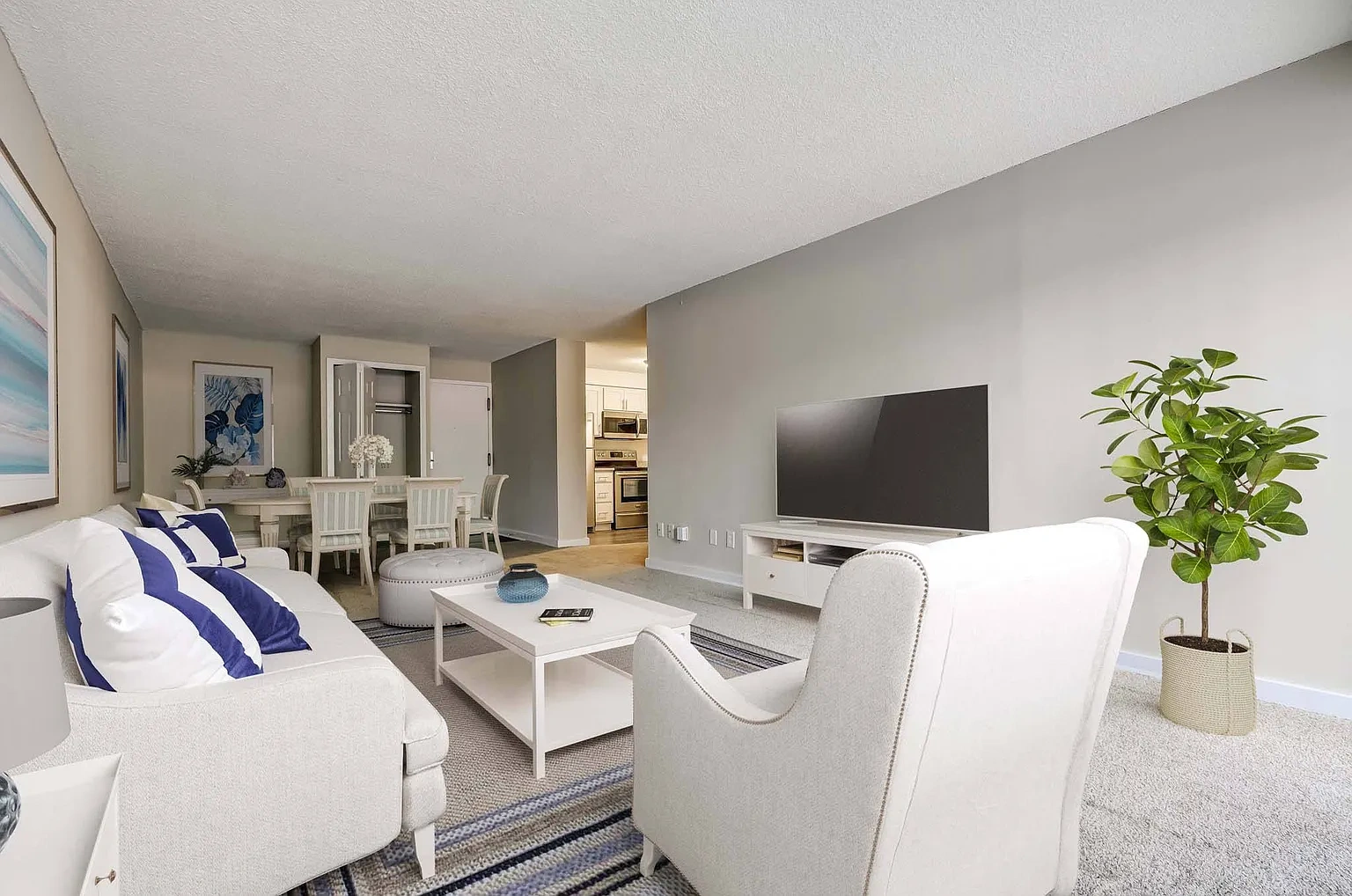 Castlewood Apartments – photo 3