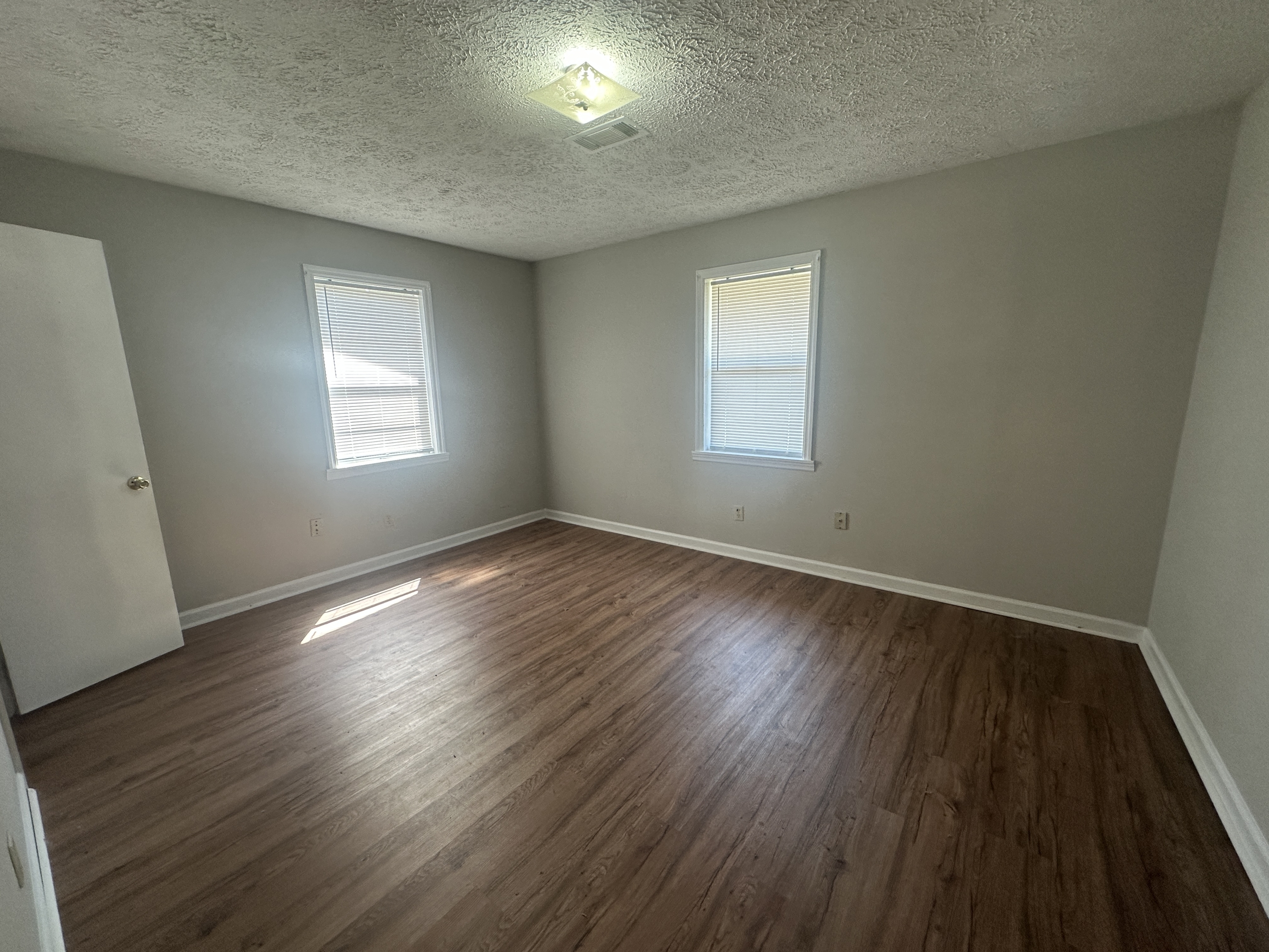 1021 W Hancock St unit B – photo 5
