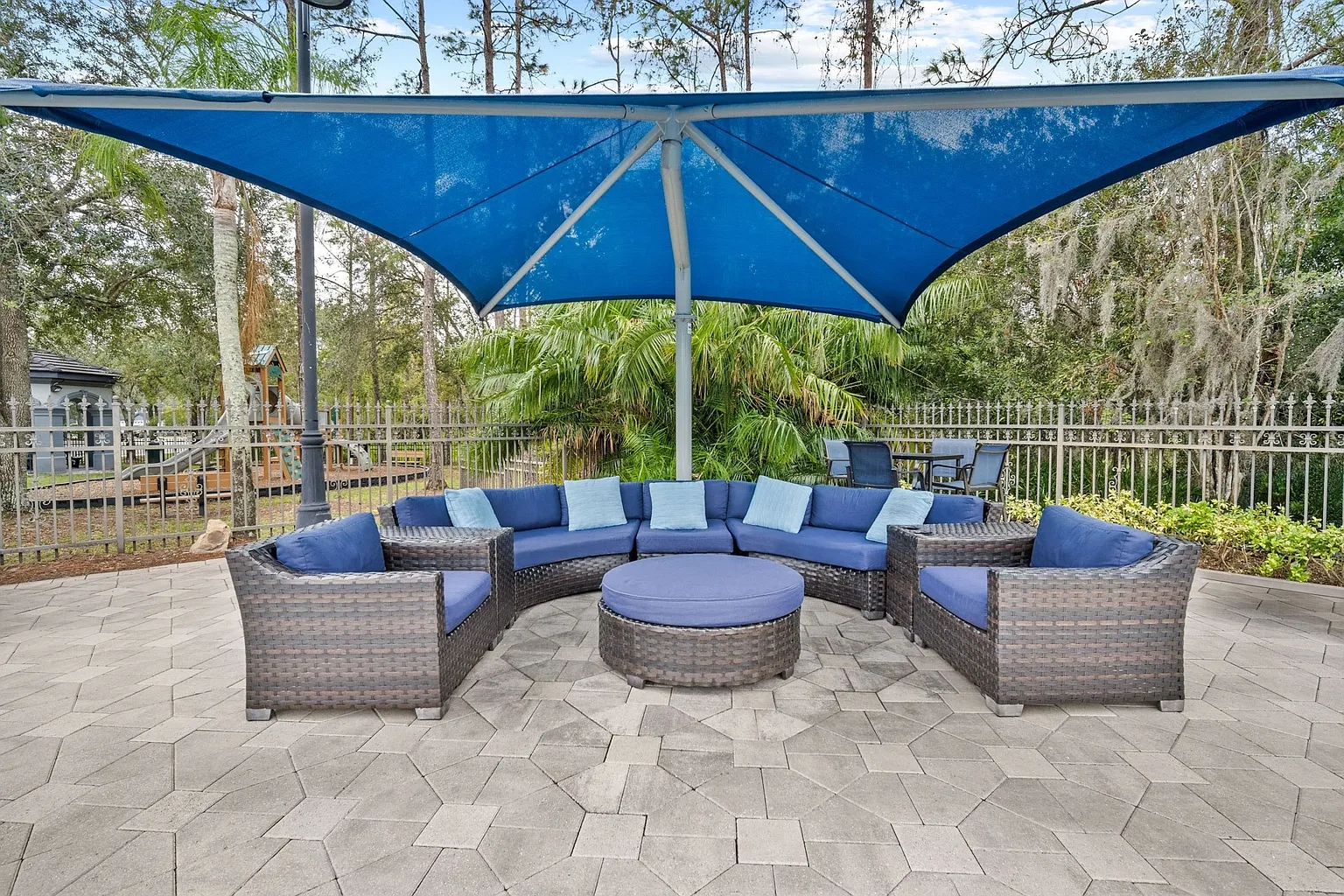 The Grand Reserve at Tampa Palms Apartments – photo 1