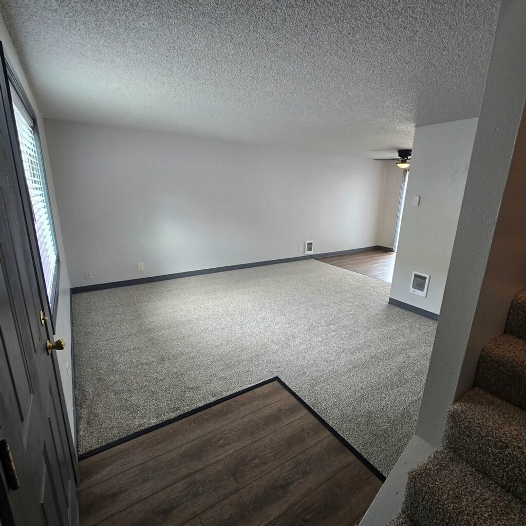 280 5th St unit 3 – photo 3