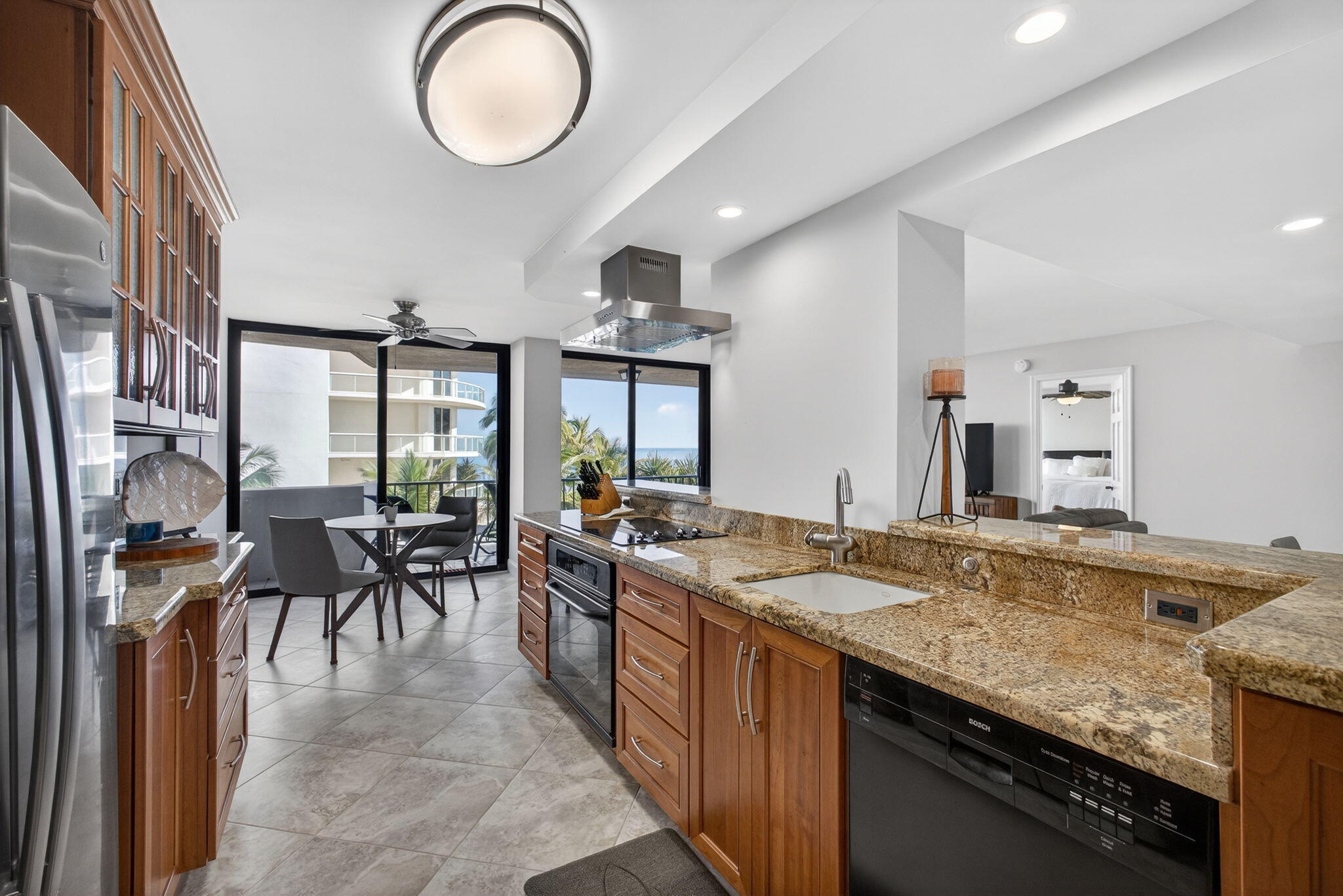 4200 N Ocean Dr unit 1-406 – photo 3