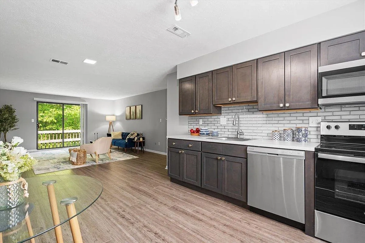 Shaler Highlands Apartments – photo 2