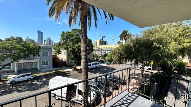 737 E 5th St – photo 2