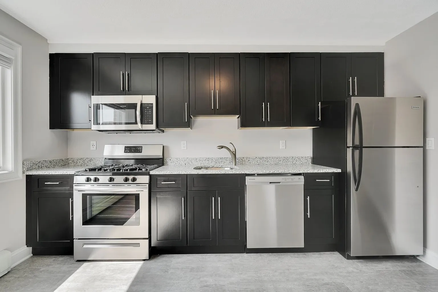 31 Ferris LLC – photo 3