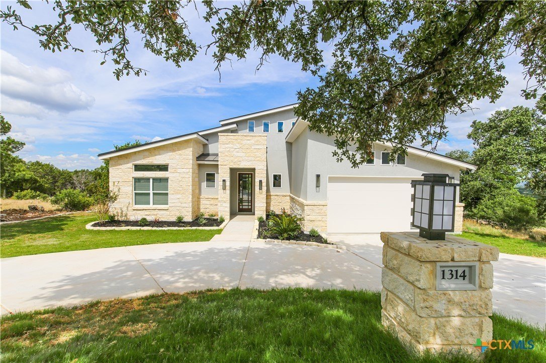 1314 Clayton Nolen Dr – photo 4