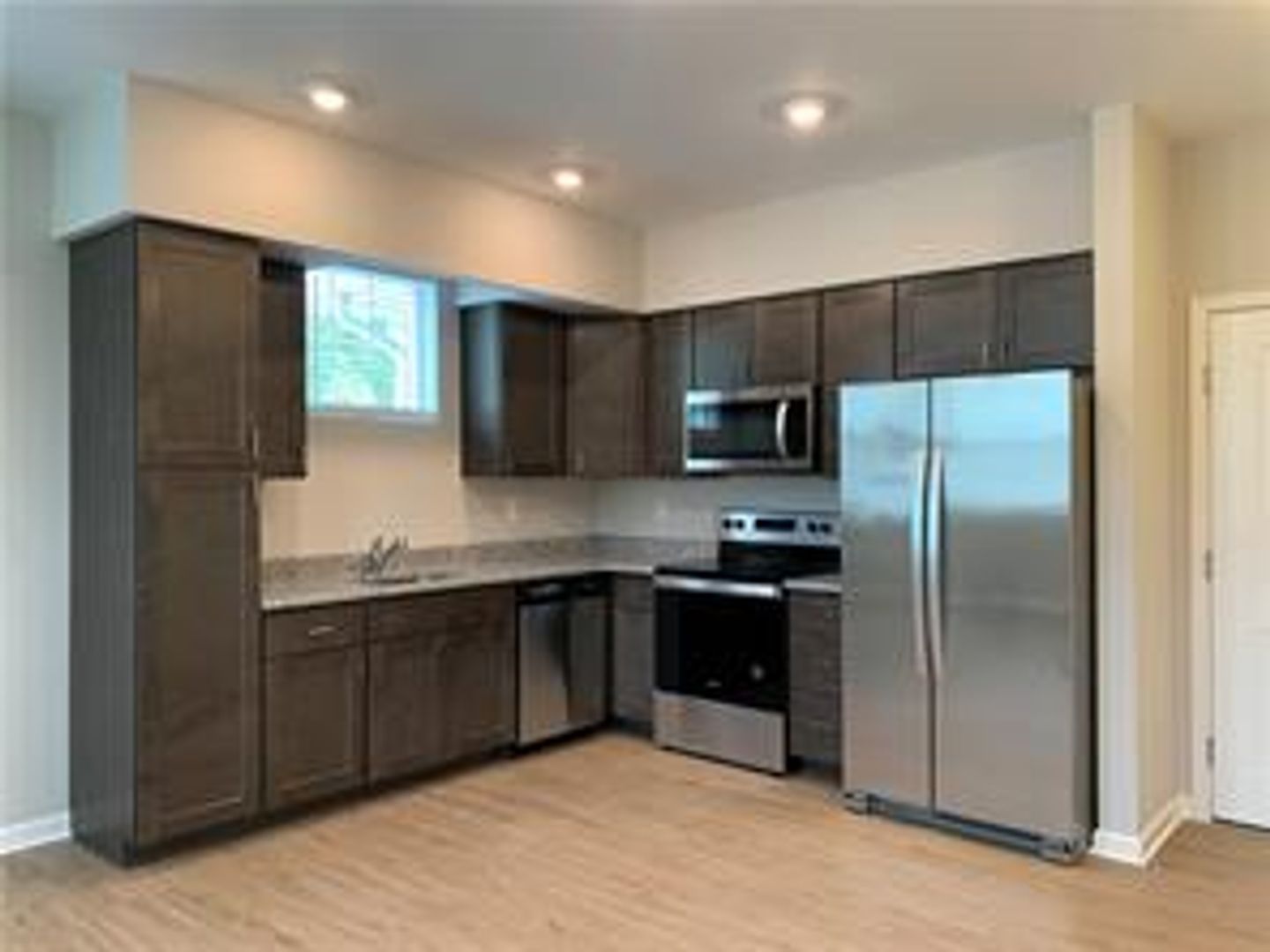 523 Beaver St unit 214 – photo 4