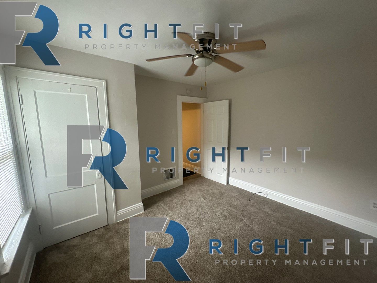 1213 Pine St unit 1215 Pine Street – photo 4
