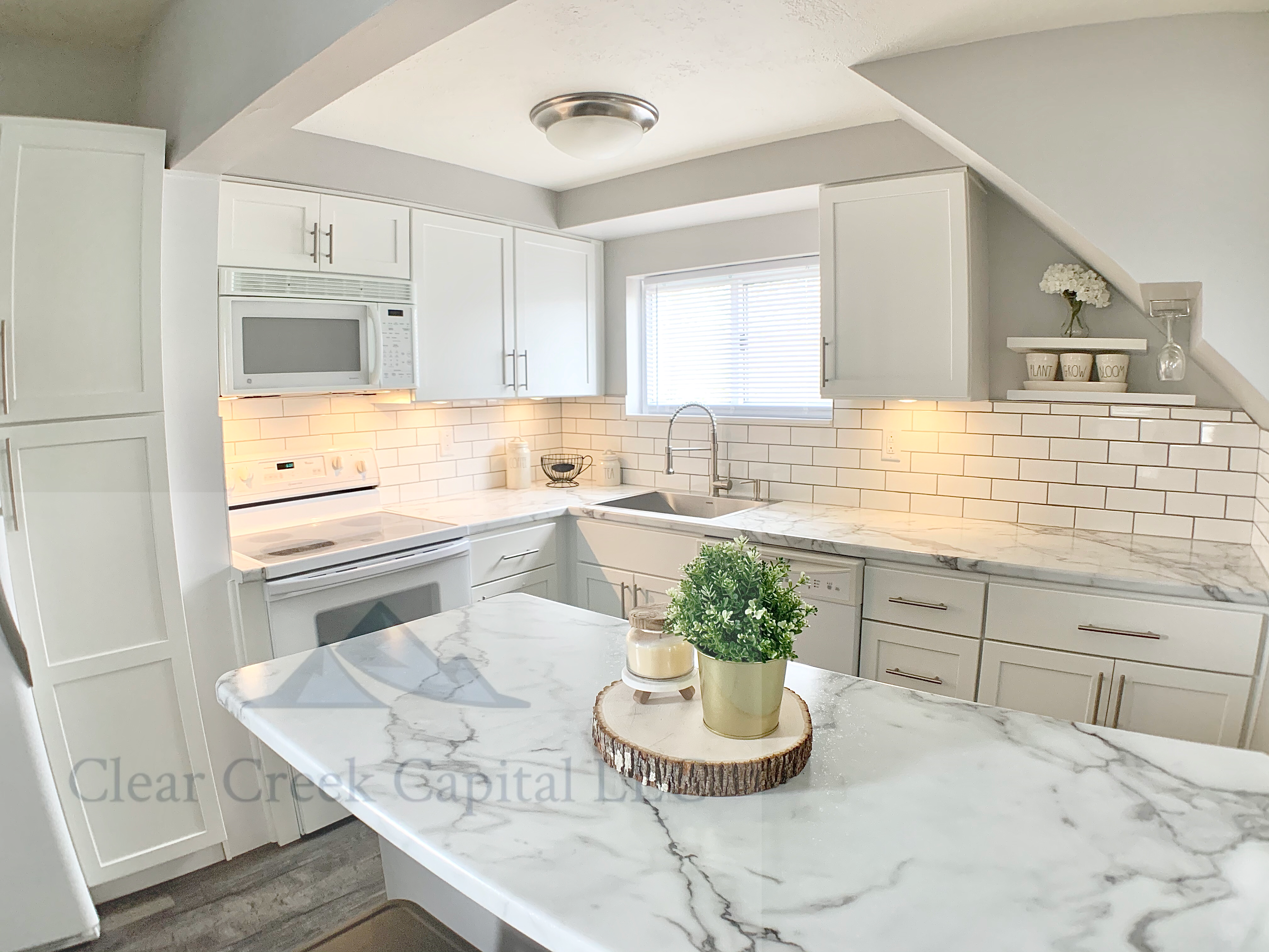 502 Chartiers Ave unit B – photo 1
