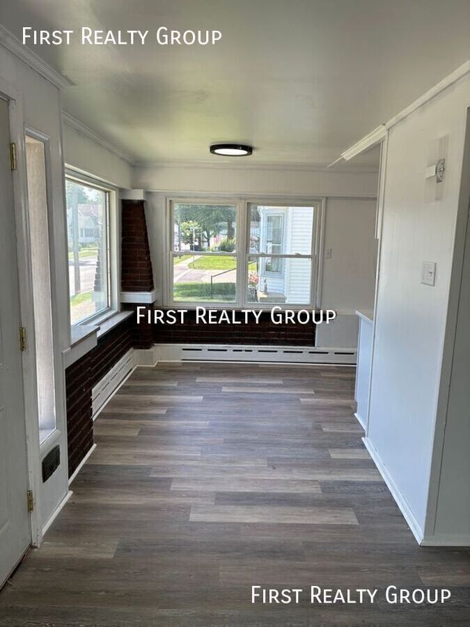 908 Washington Ave – photo 3