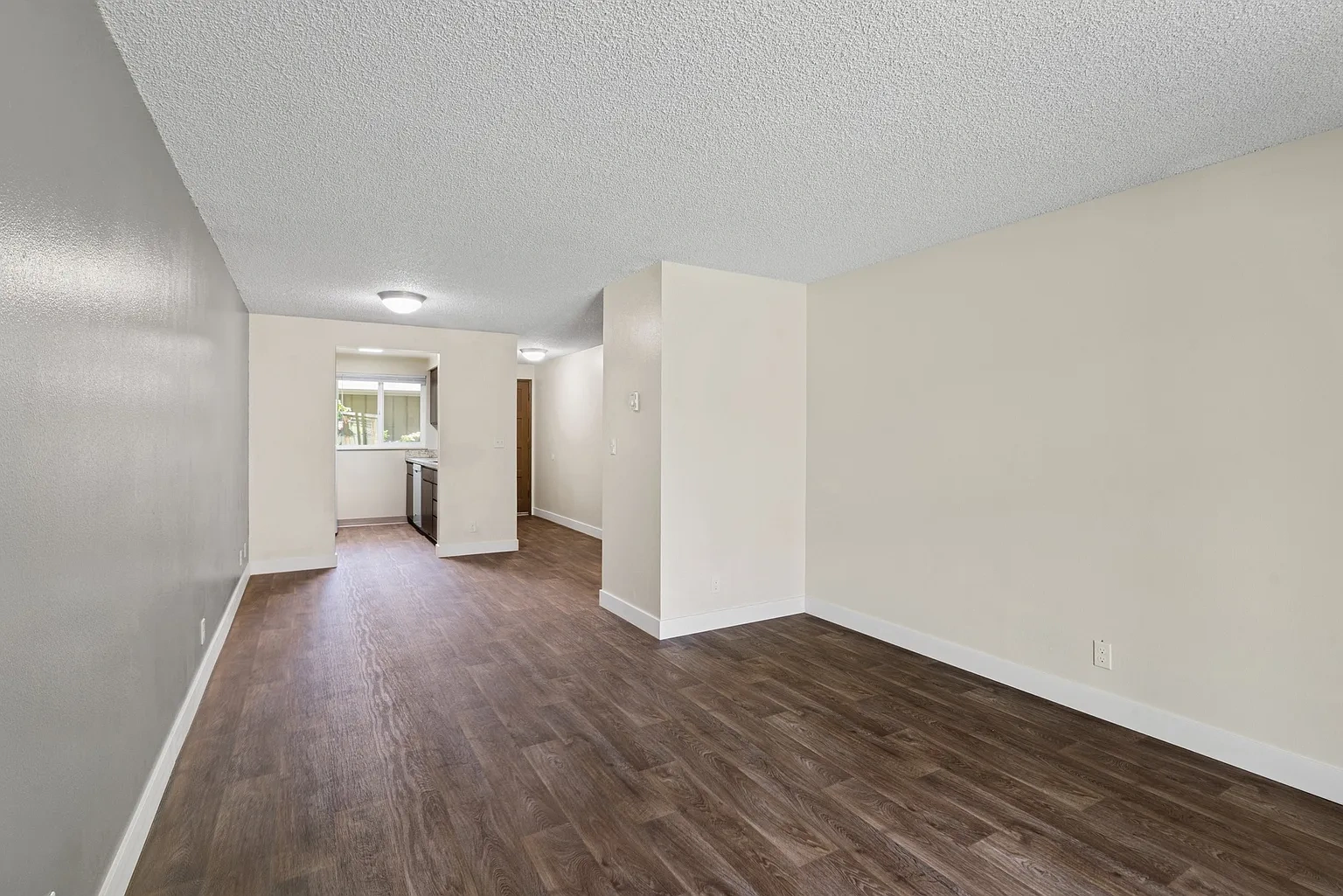 The Clairmont – photo 1