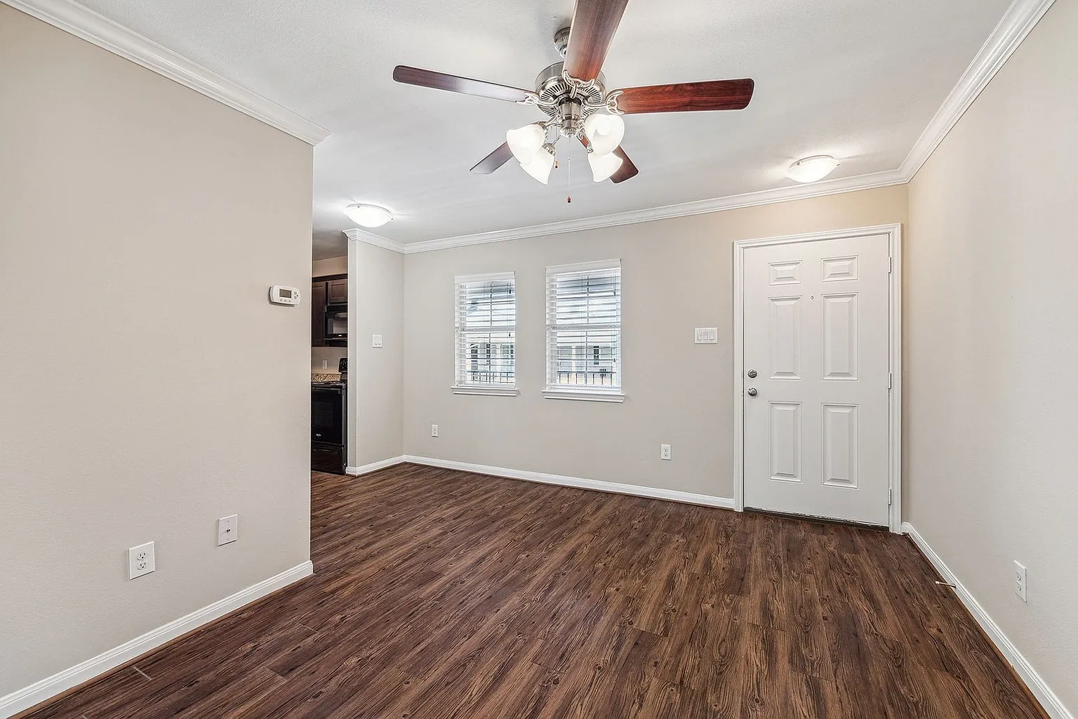 427 W. 16th – photo 4