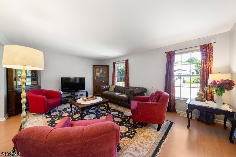 32 Montville Ave – photo 5
