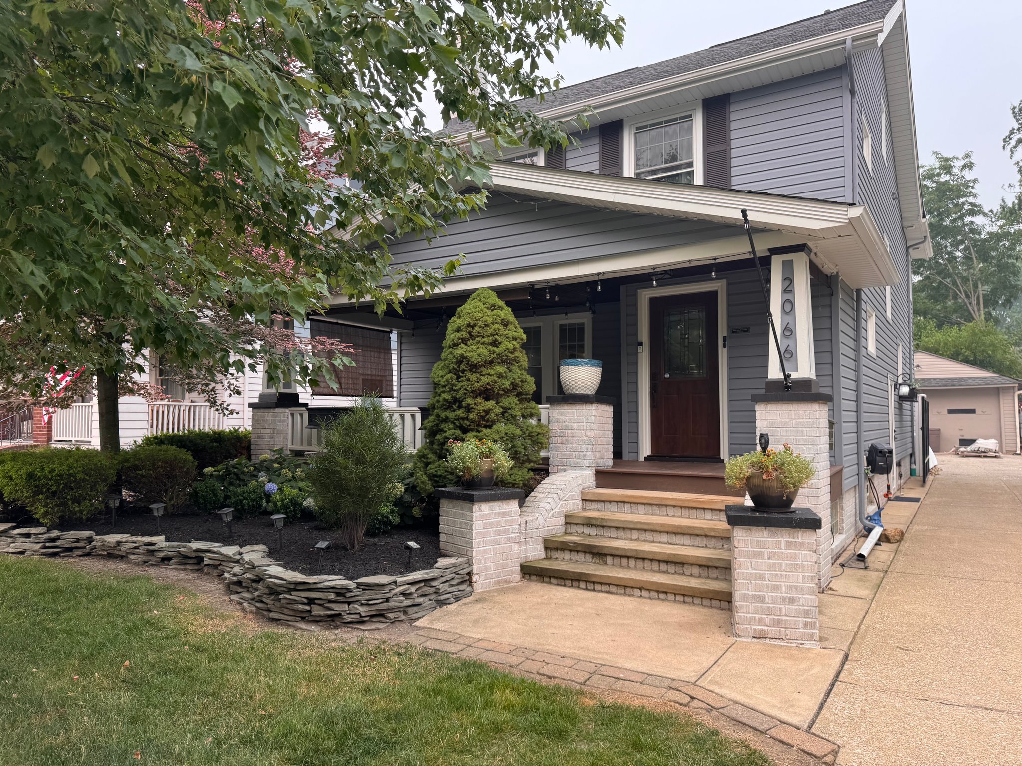 2066 Lakeland Ave – photo 1