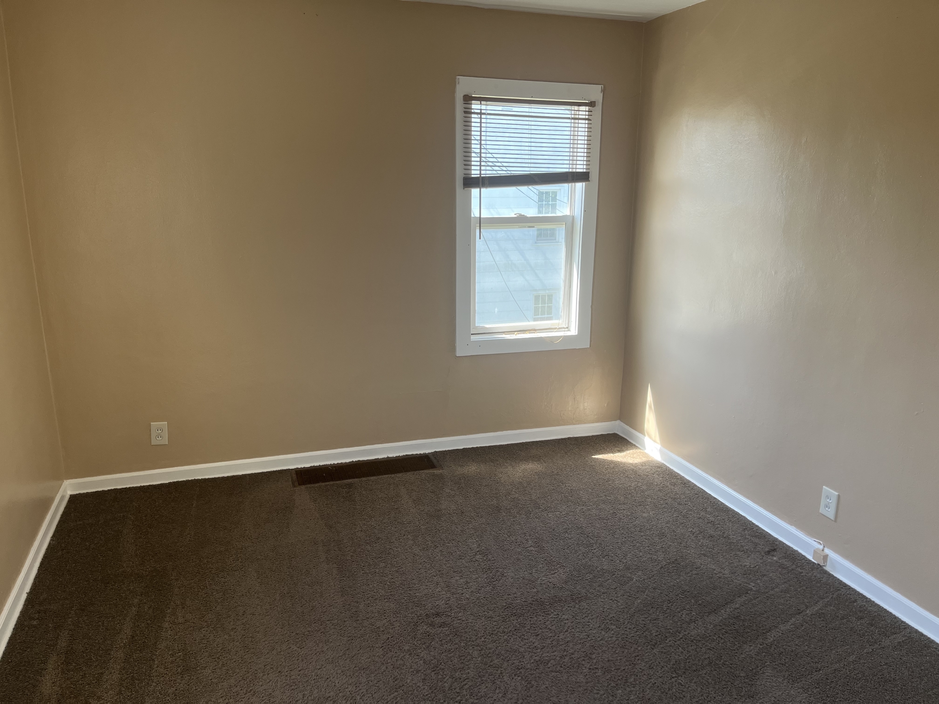1801 E High St – photo 5
