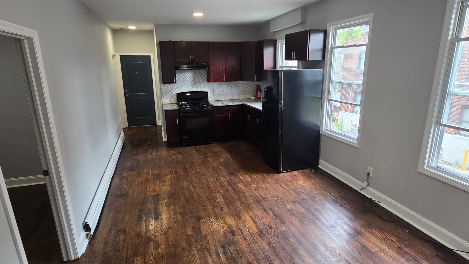 8 William St unit 2 – photo 4