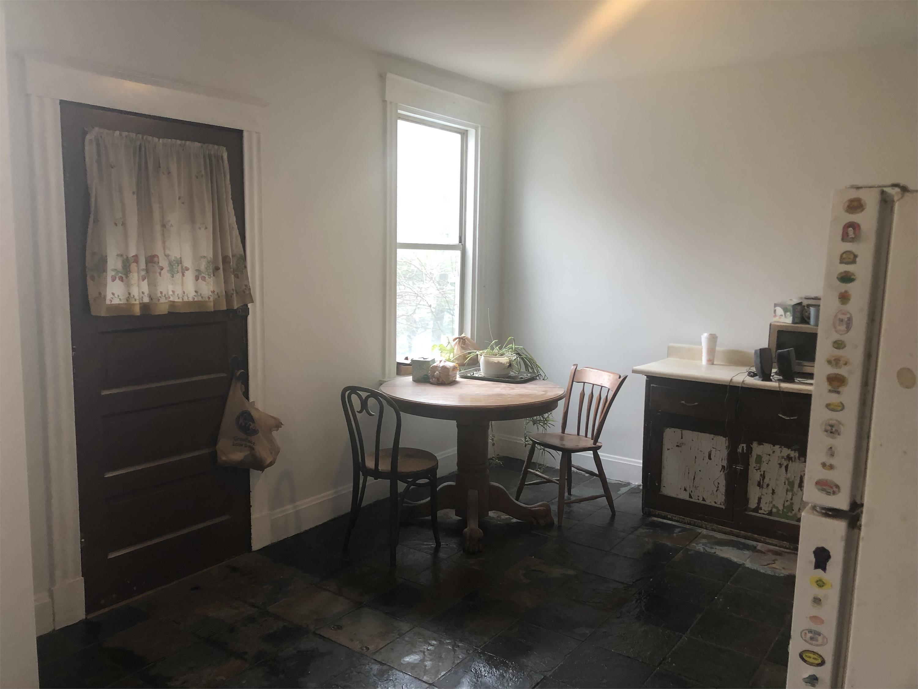 2346 Ravine St – photo 4