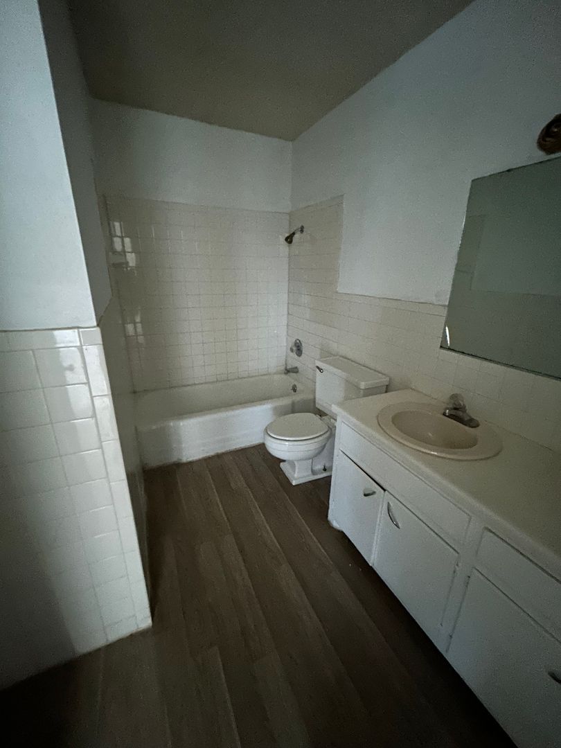 1612 58th St unit B – photo 3