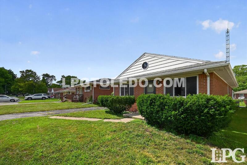 1818 Christian Ave – photo 3