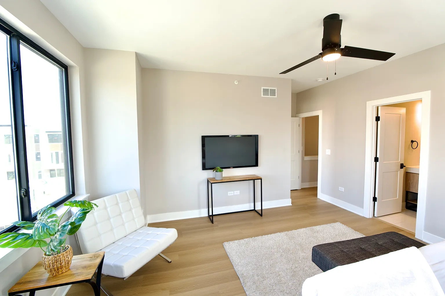 The Townhomes at Pointe Drive – photo 5