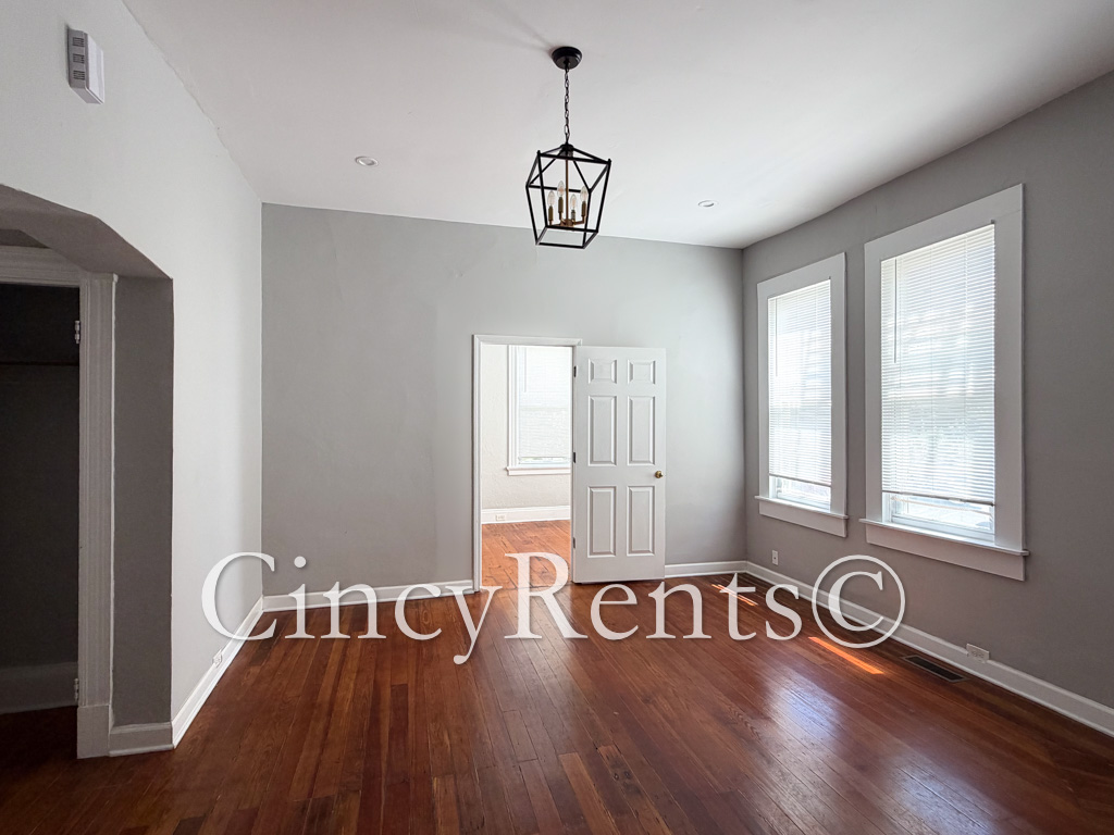 2225 Washington Ave unit 1 – photo 2