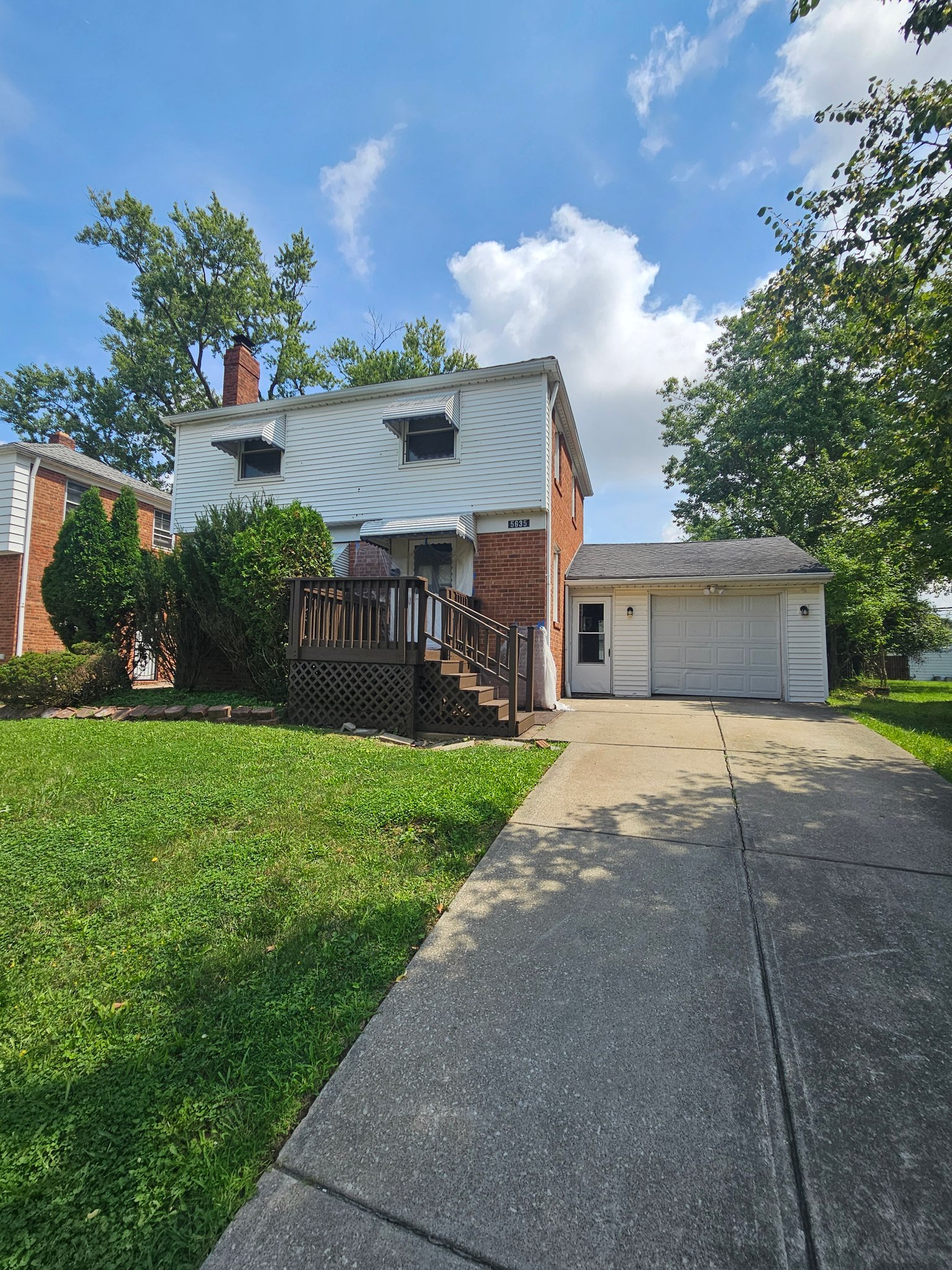 5635 South Blvd – photo 2