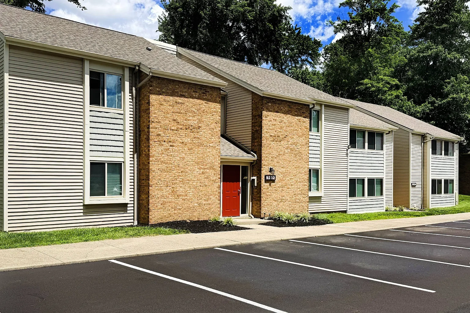Hunter's Creek Apartments – photo 3