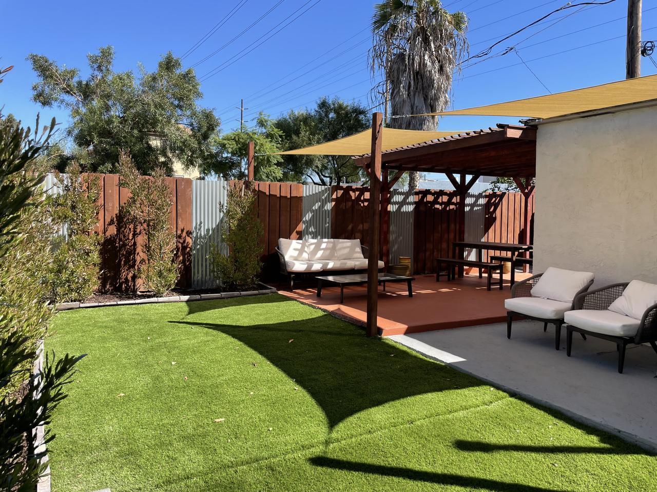 1012 S Evans St – photo 1