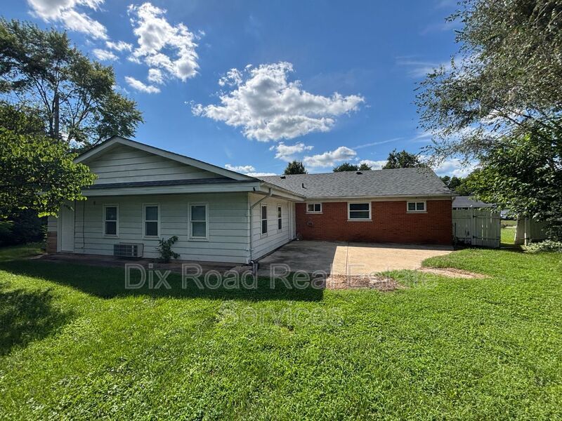 4574 Mccormick Ln – photo 3