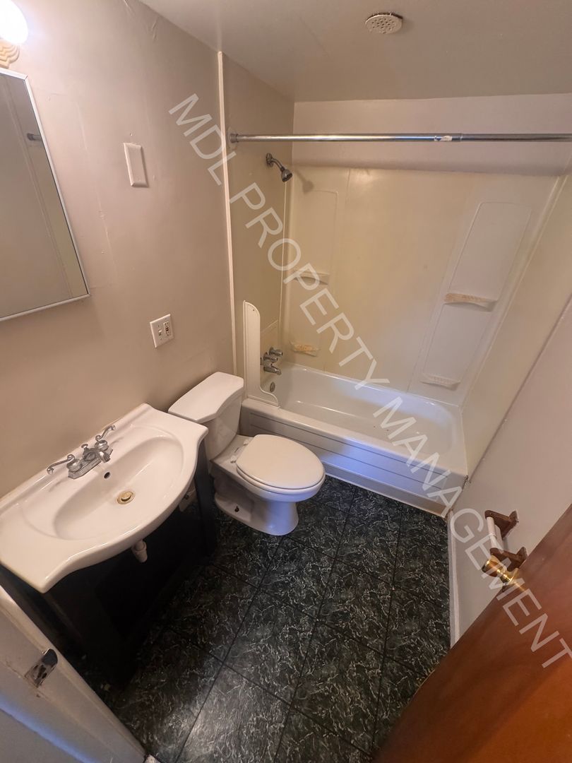 2020 Weiss St unit 8 – photo 1