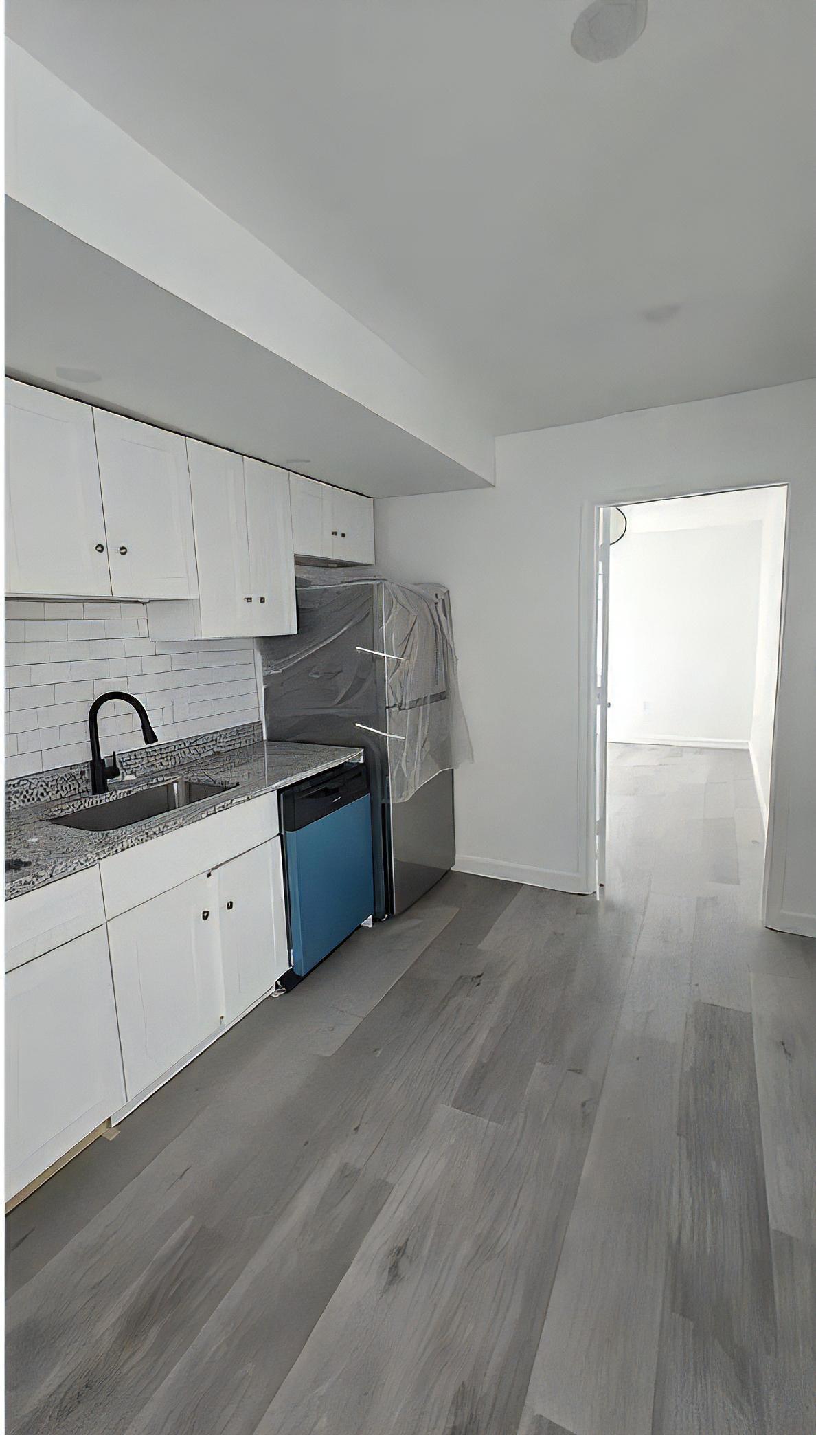 408 Chaplin St SE unit 2 – photo 2