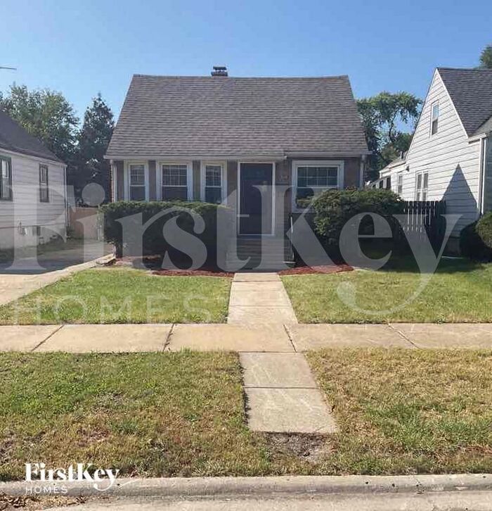 14646 Atlantic Ave – photo 2