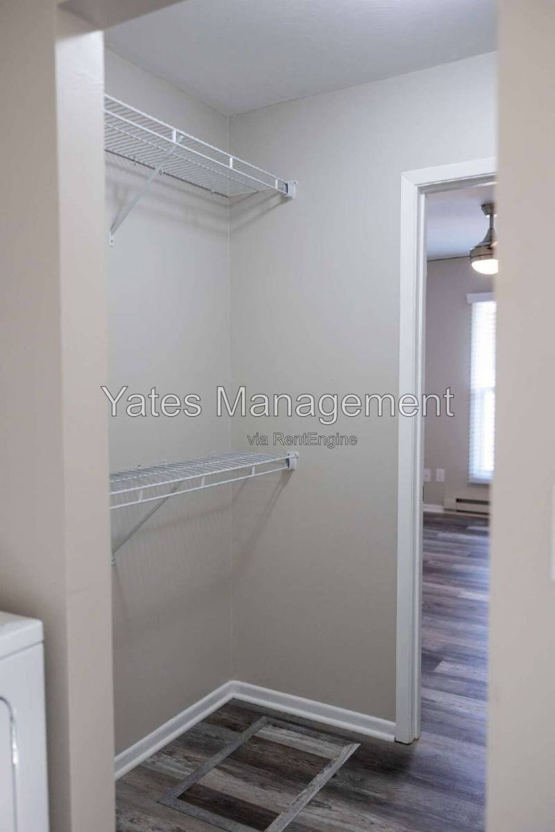 1121 E Lincoln St – photo 3
