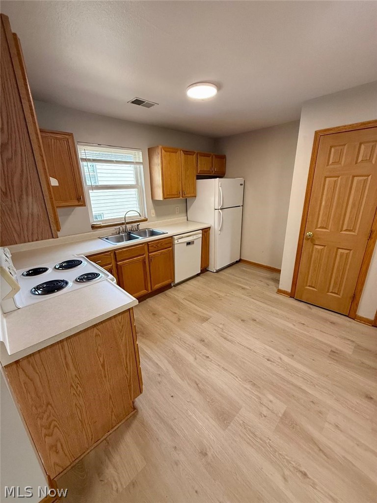 77 W Wood St unit 4 – photo 4