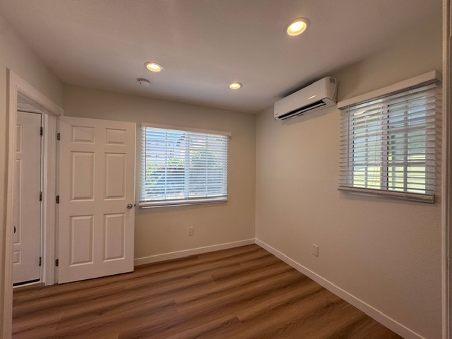 1600 Sherman Pl unit SHERMAN1600-B – photo 5