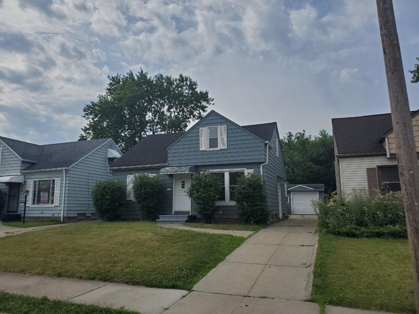 16108 Edgewood Ave – photo 4