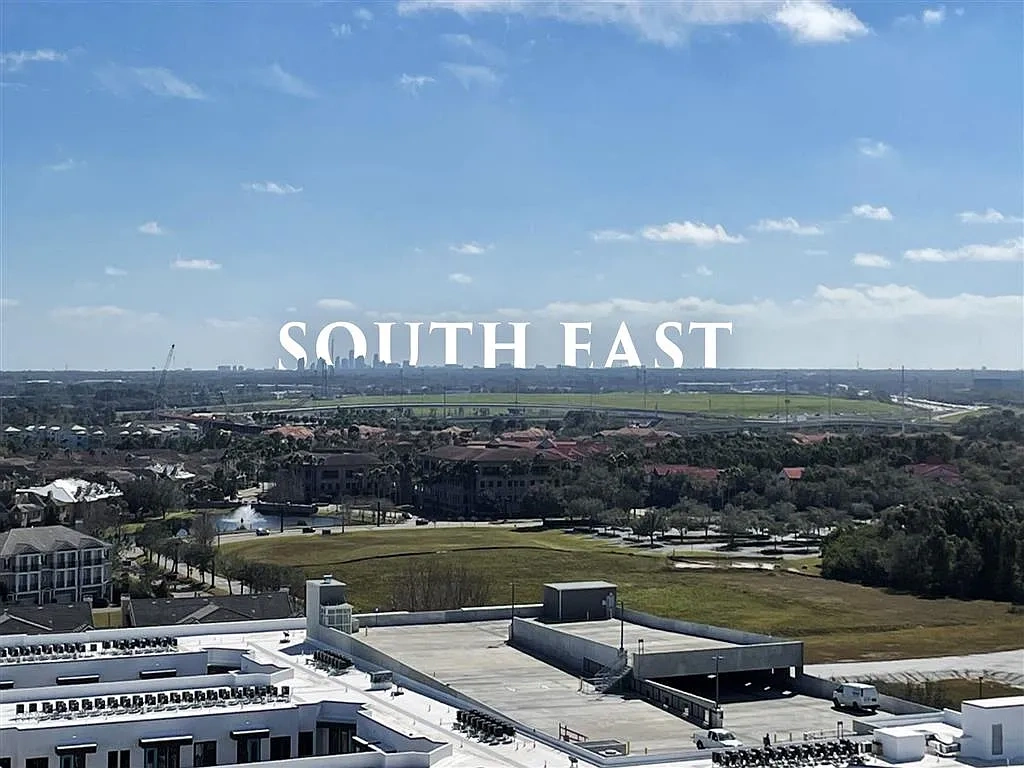 WaterView Echelon City Center – photo 1