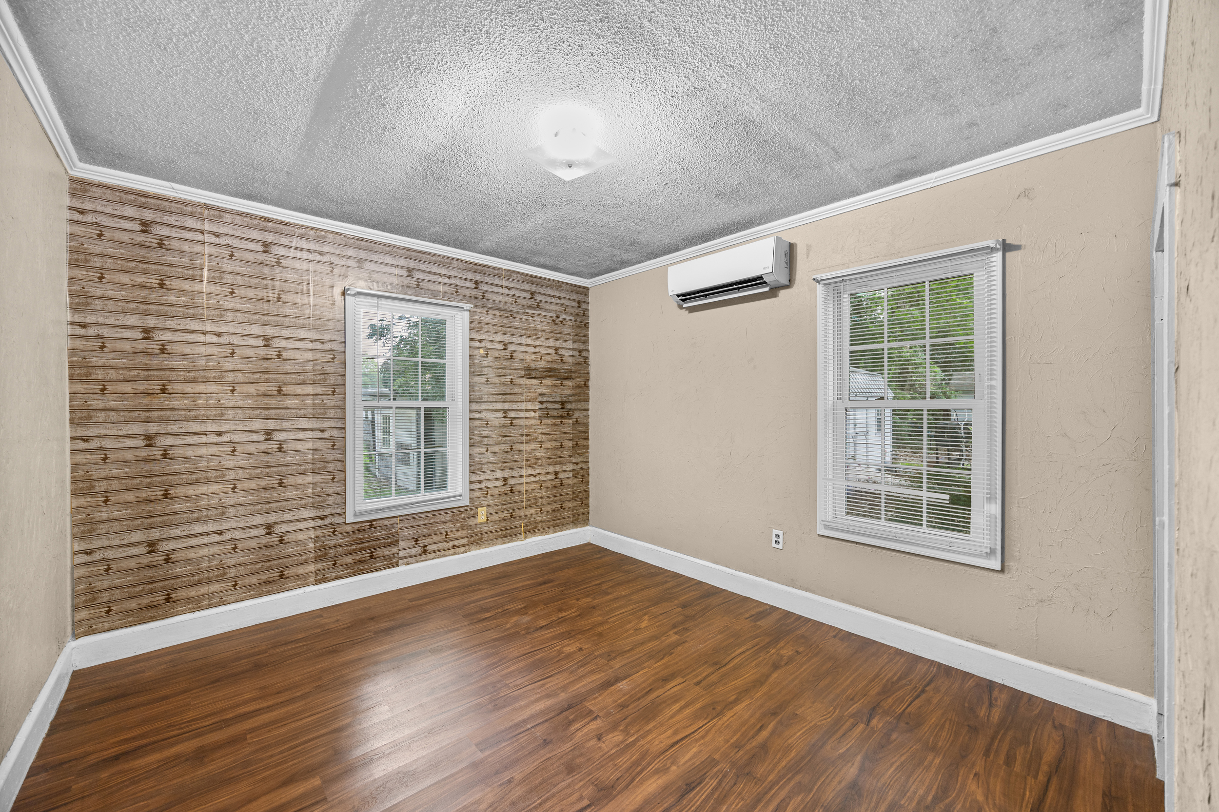 209 W Bridgers St Ext – photo 3