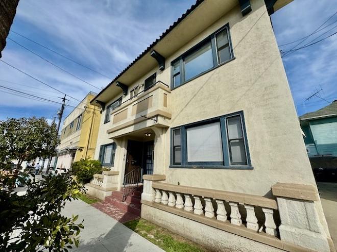 210 Falcon Ave – photo 1