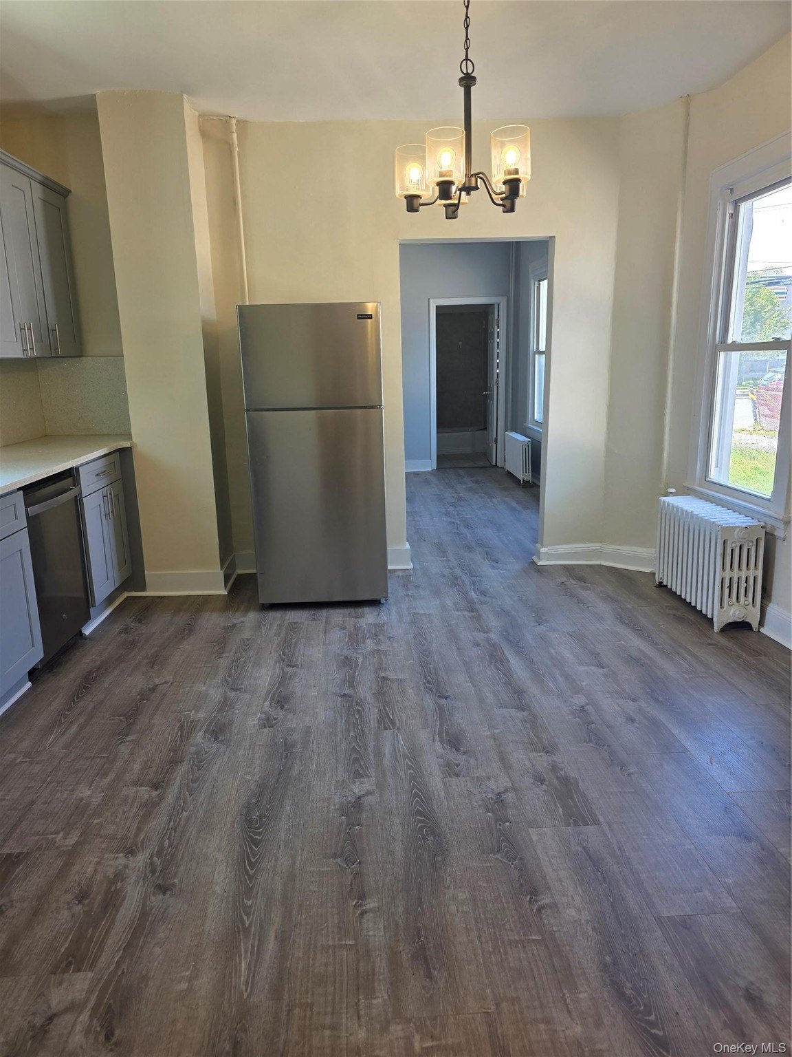 291 Uniondale Ave – photo 3