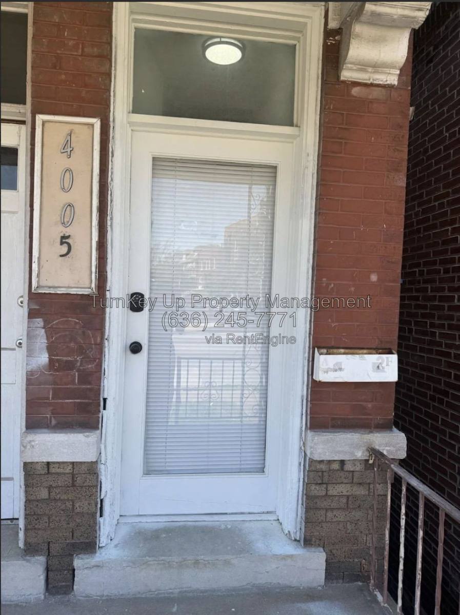 4005 S Grand Blvd unit B – photo 2