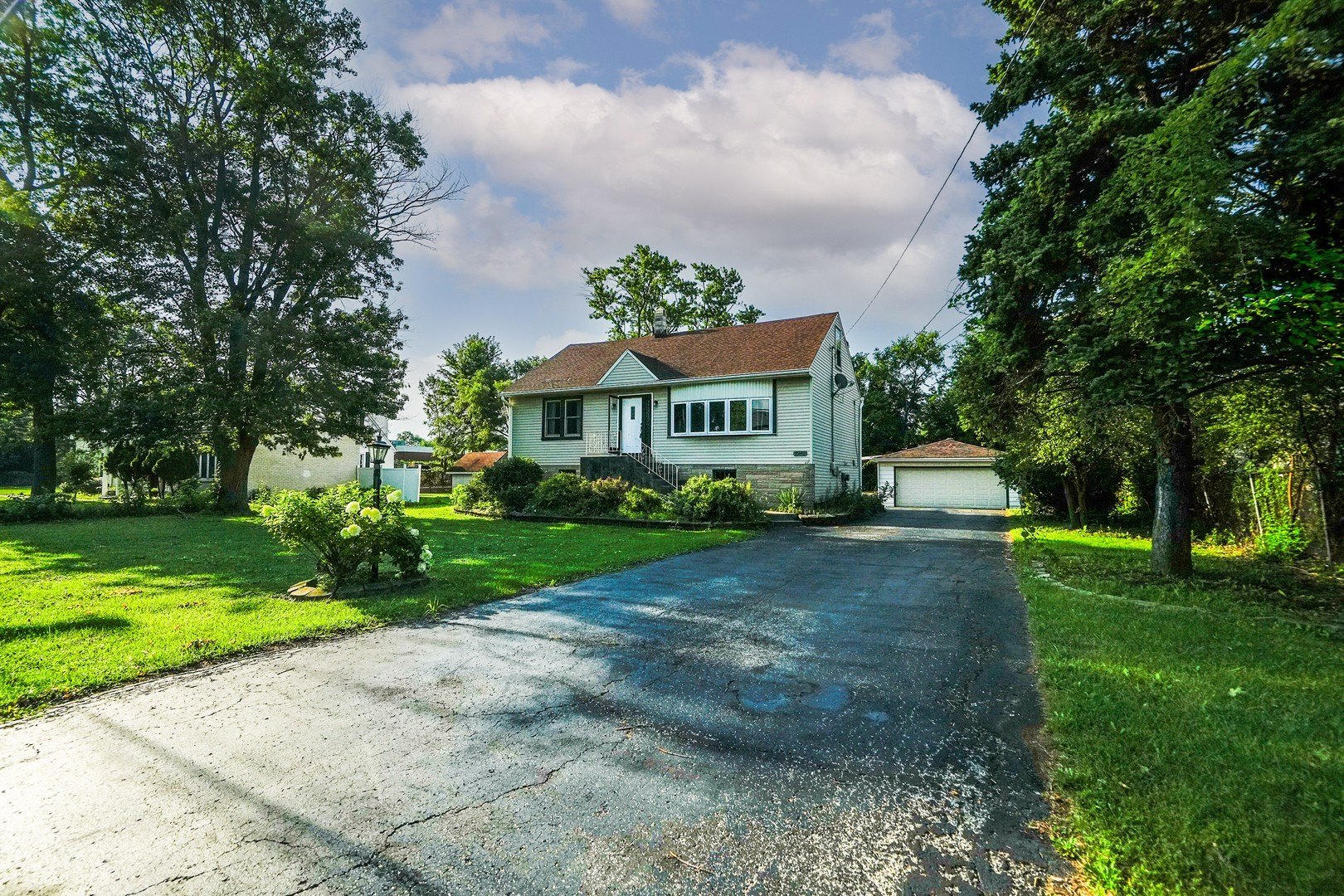 7945 W 91st St – photo 1