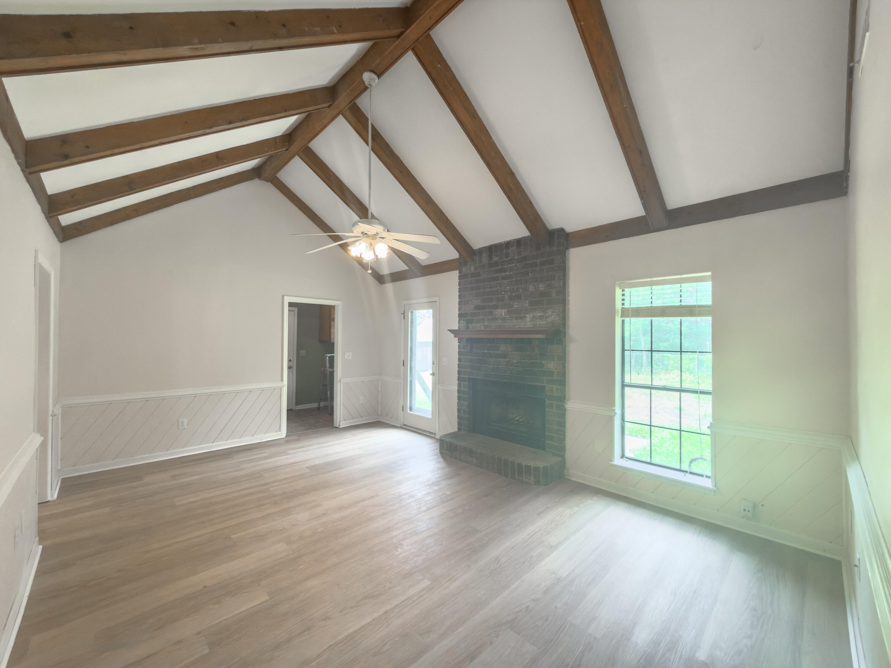 312 Indian Dr – photo 2