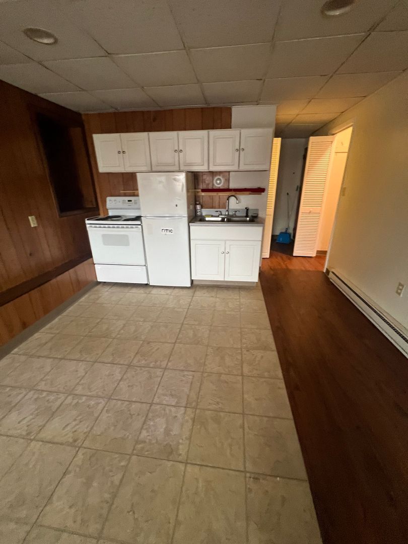 429 S Irving Ave unit 429 – photo 5