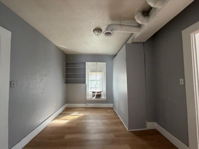 317 Commercial St – photo 2